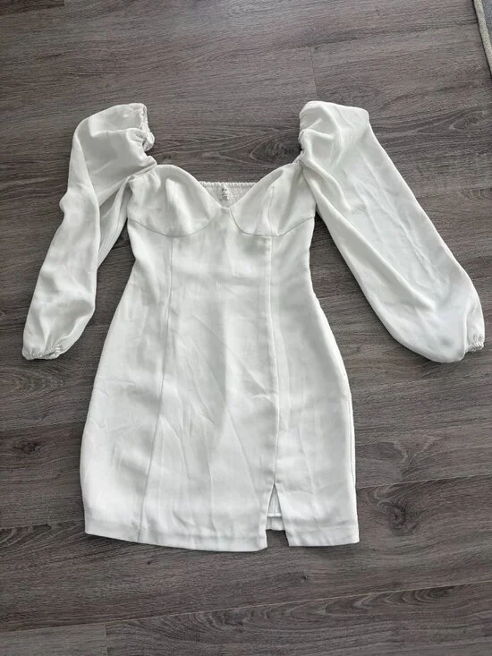 Aritzia Wilfred Novella Dress - Picture 4 of 4